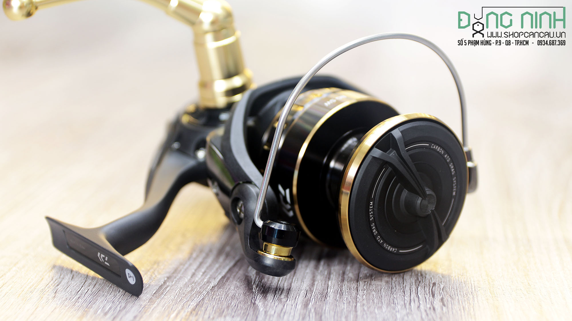 Máy câu Daiwa BG SW - 2023