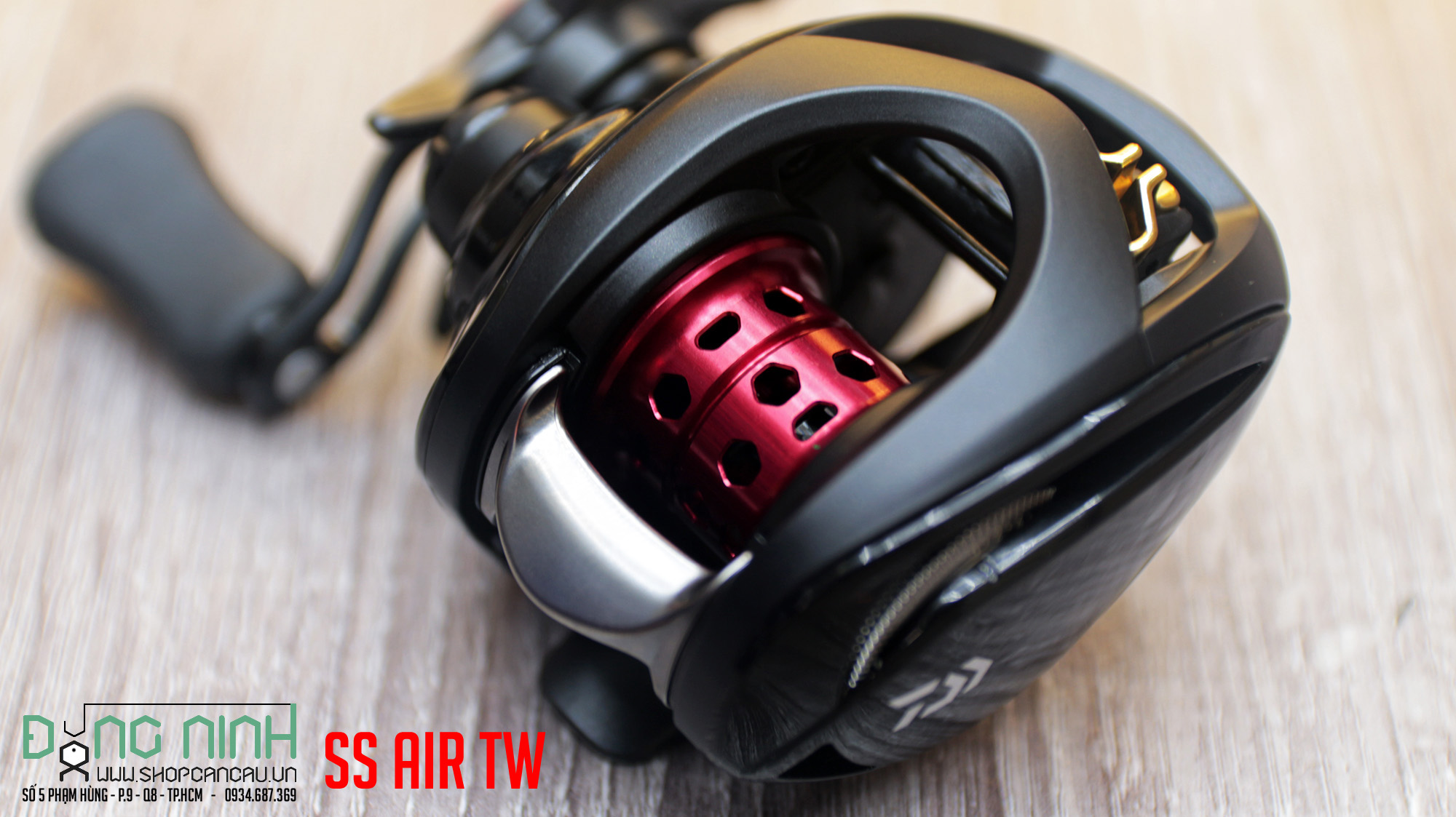 Máy ngang Daiwa SS Air TW - 2023